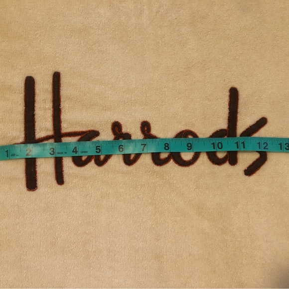 Oversized Jumbo Harrod’s of London Bath Sheet - Picture 7 of 7